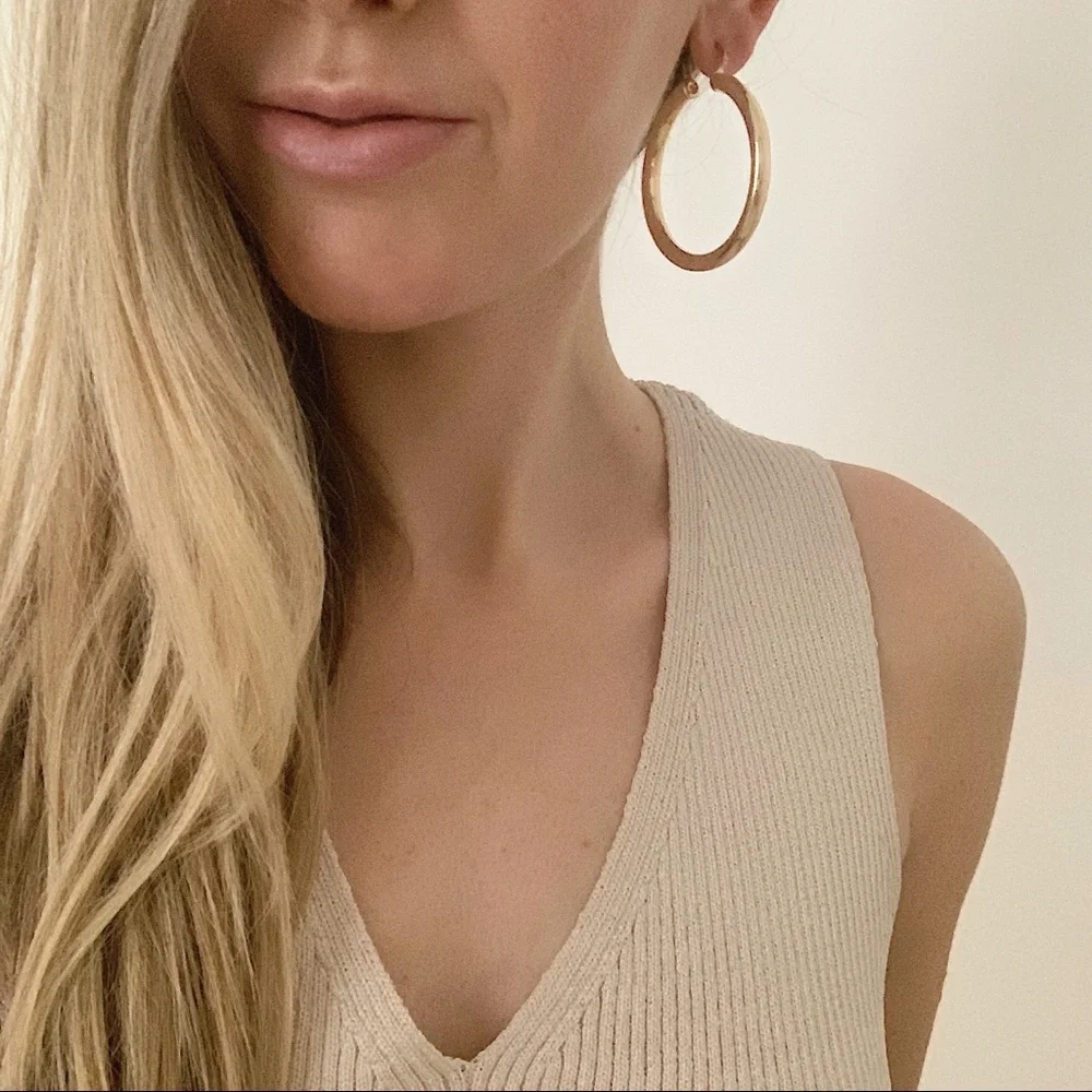 Tube Hoops | 18k Gold Filled - Picture 2 of 6